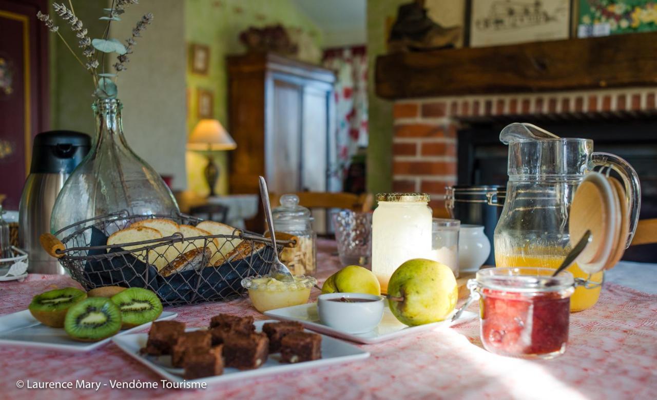 La Ferme De Gorgeat Bed and Breakfast Azé Buitenkant foto